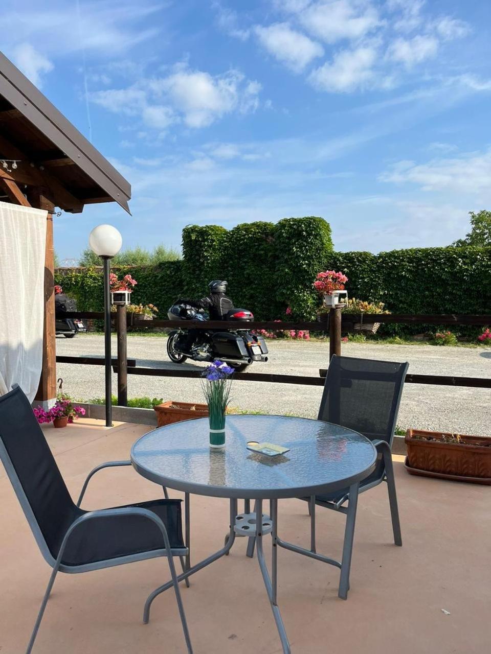 Motel Cosmera Savigliano Exterior foto