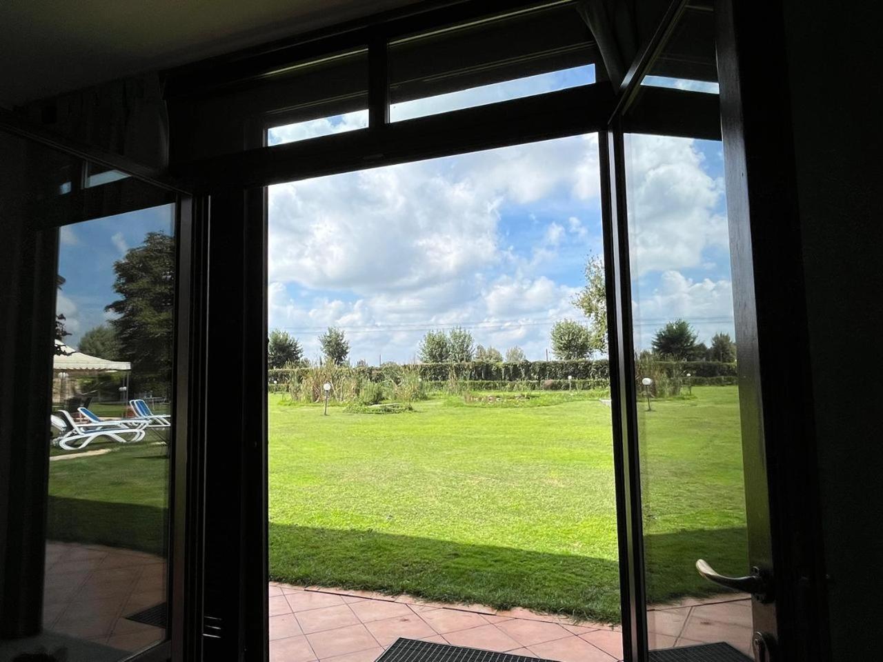 Motel Cosmera Savigliano Exterior foto