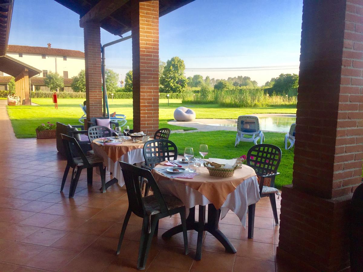 Motel Cosmera Savigliano Exterior foto